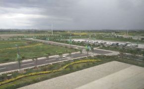 路橋一公司承建的烏蘭察布機場綠化、硬化工程